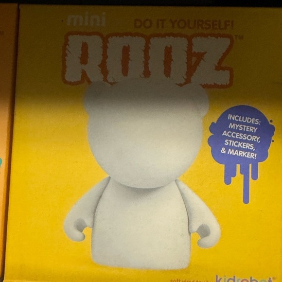 Kidrobot DIY figures all NIB RARE glow in the darkk Munny - Picture 4 of 10